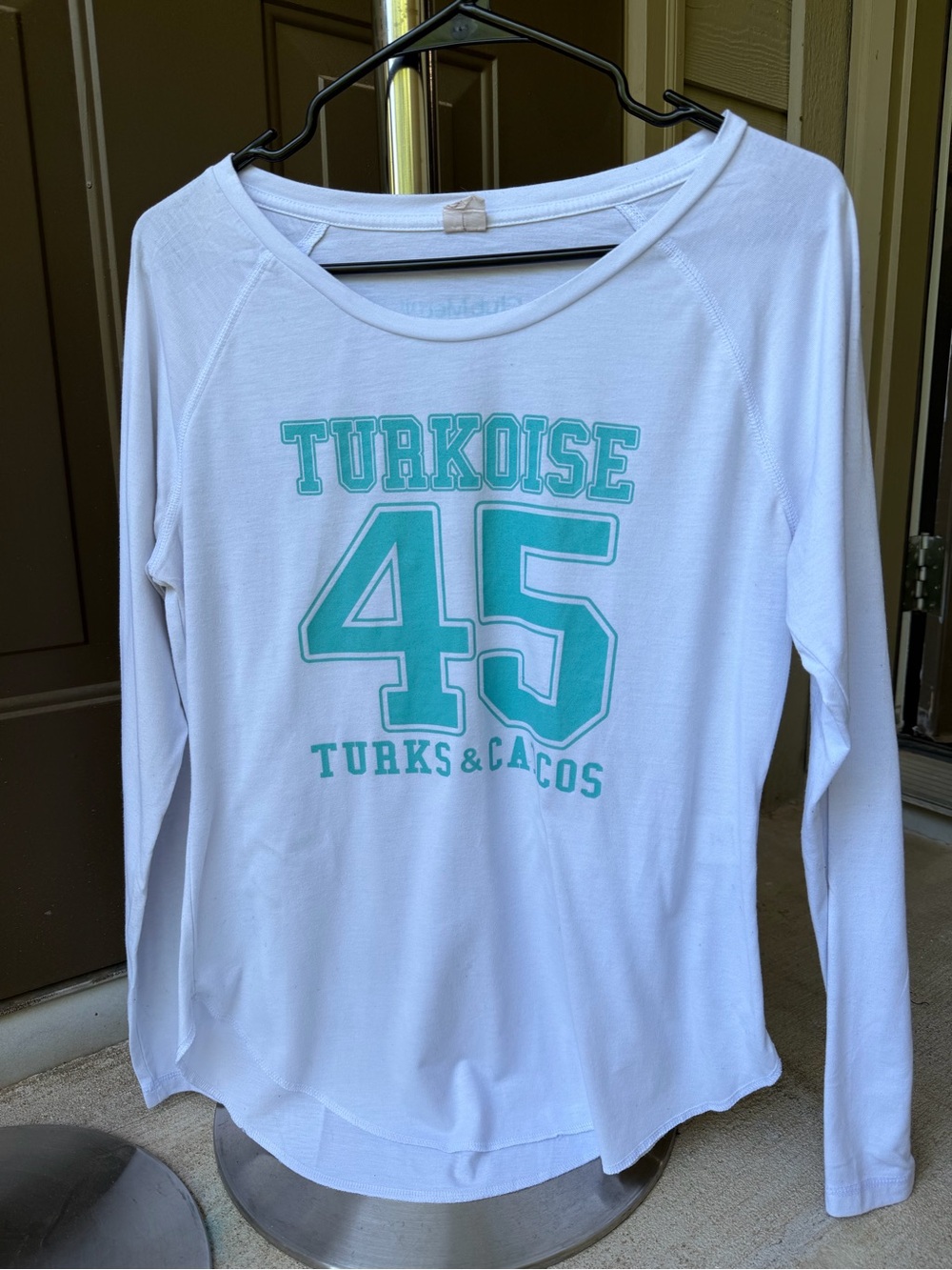 White Long-Sleeve Graphic Tee with Turquoise '45' Print by